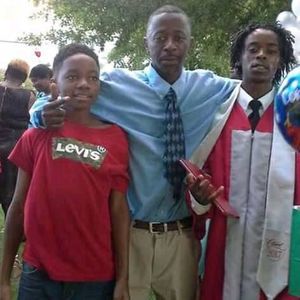 Meet your Posher, Raymond